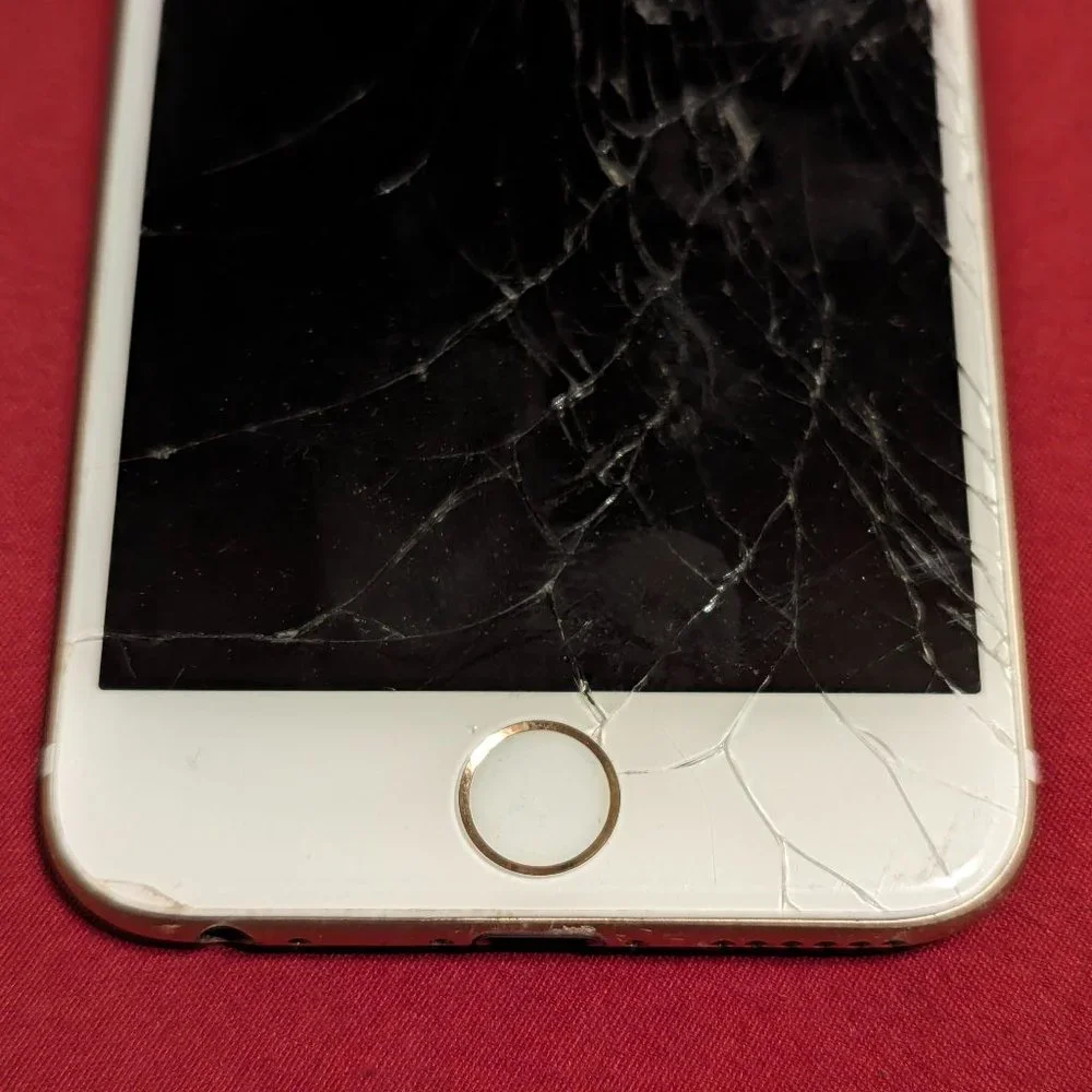 iPhone 6 (A1549) - 32 GB #45 (For parts)***